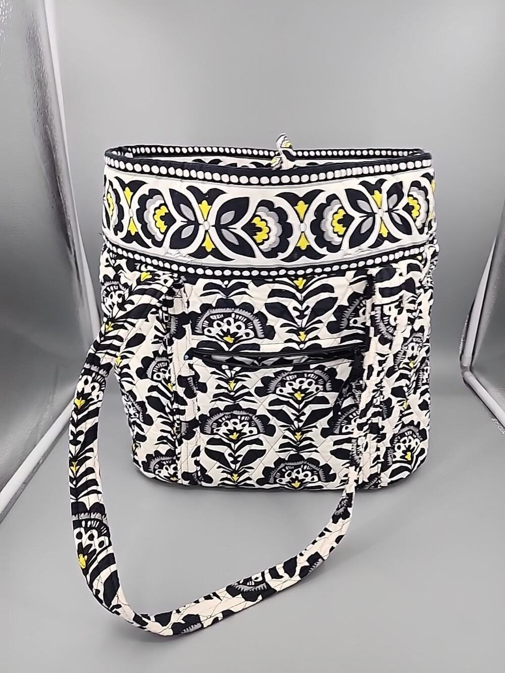 VERA BRADLEY Tote Fanfare Black & White Quilted Fabric